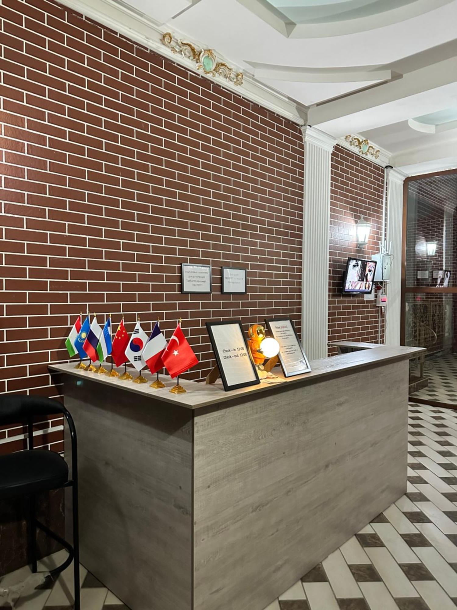 Palm Hostel Tachkent Extérieur photo